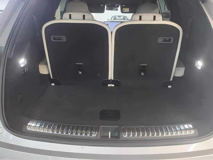 Фото 4 - LiXiang L8