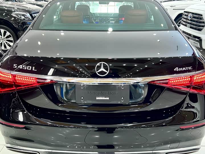 Фото 5 - Mercedes-Benz S-Class