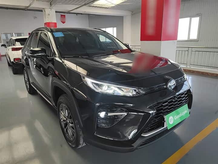 Фото 4 - Toyota Wildlander