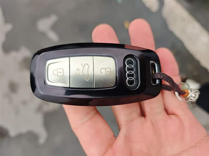 Фото 9 - Audi A3