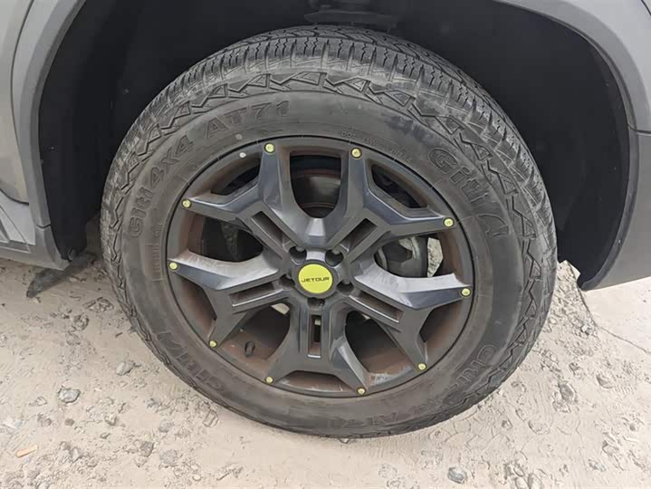 Фото 6 - Jetour T2