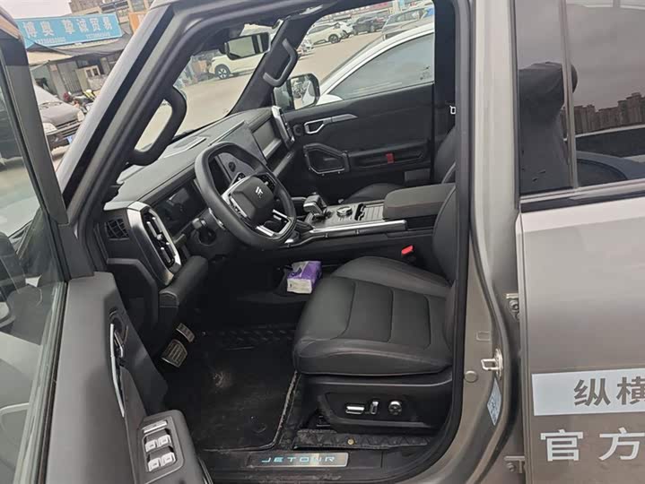 Фото 9 - Jetour T2