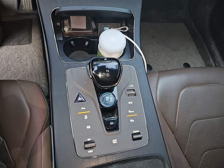 Фото 7 - BYD Han