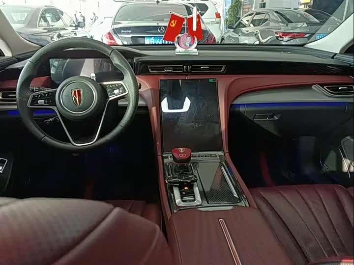 Фото 5 - Hongqi H5