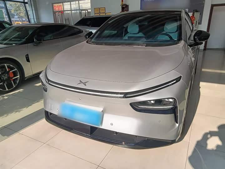 Фото 2 - XPeng G7