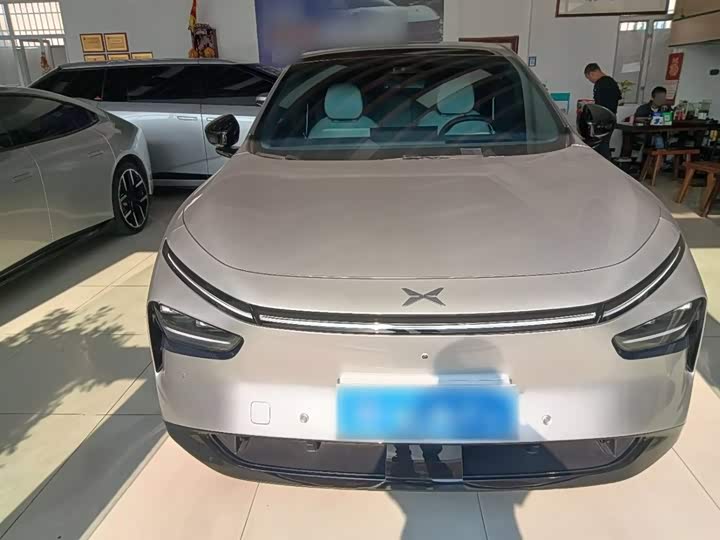 Фото 3 - XPeng G7