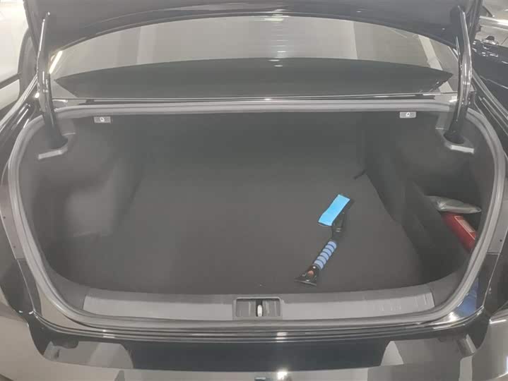 Фото 4 - Volkswagen Magotan