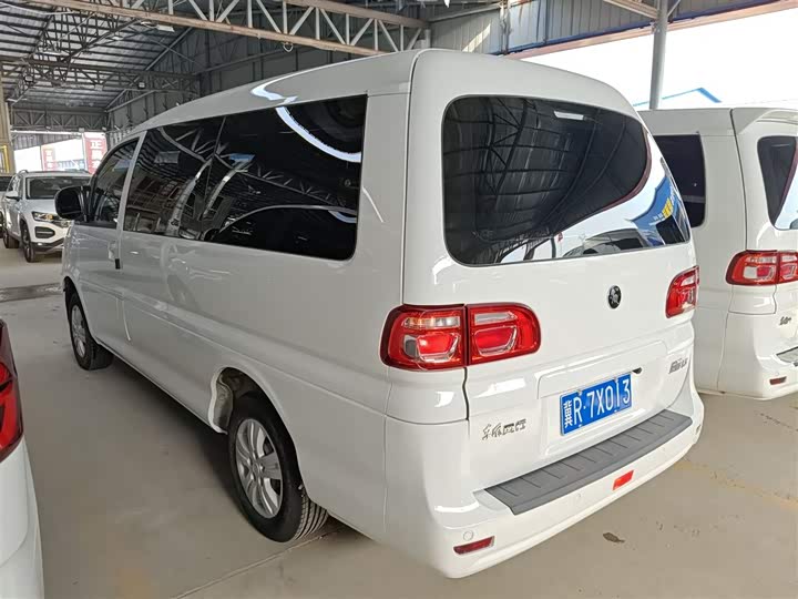 Фото 5 - Dongfeng Forthing Lingzhi M5