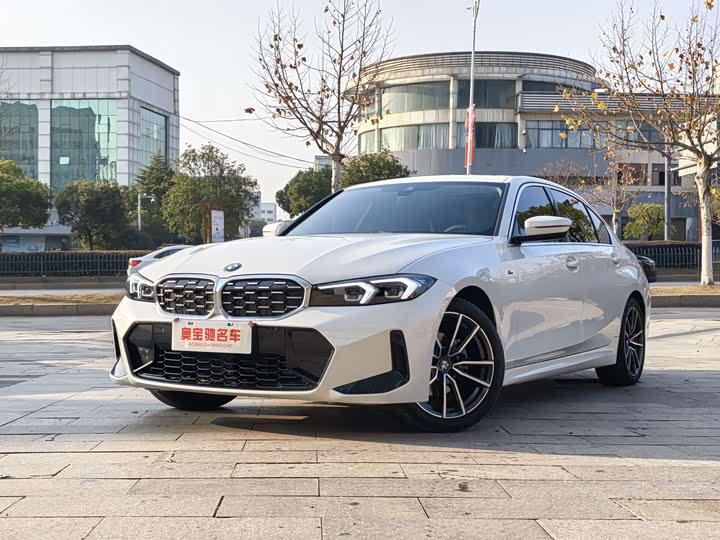 Фото 1 - BMW 3 Series