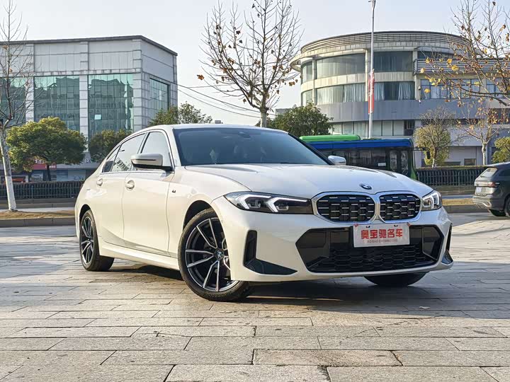 Фото 3 - BMW 3 Series