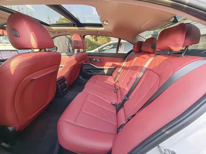 Фото 8 - BMW 3 Series