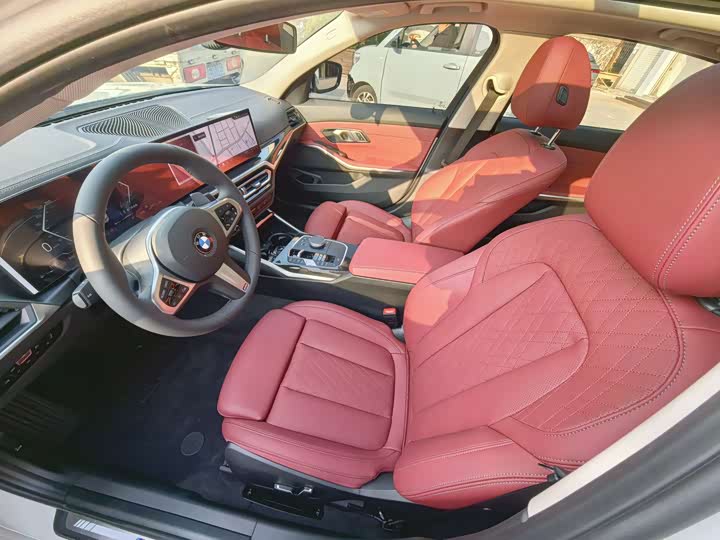 Фото 9 - BMW 3 Series