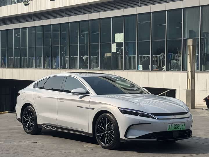 Фото 2 - BYD Han