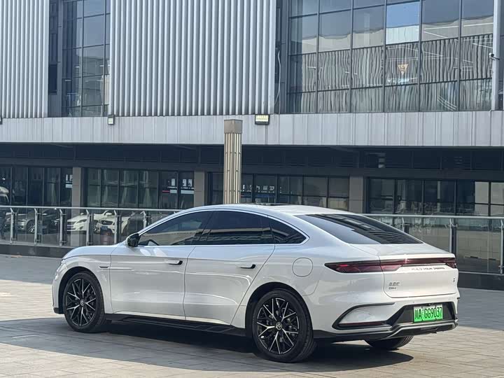 Фото 7 - BYD Han