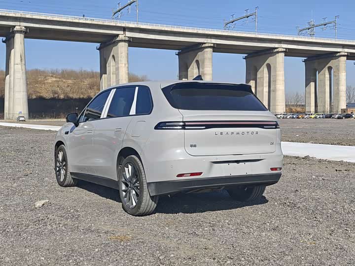 Фото 7 - Leapmotor C10