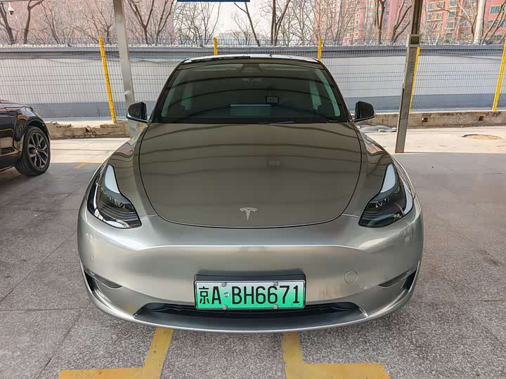 Фото 2 - Tesla Model Y