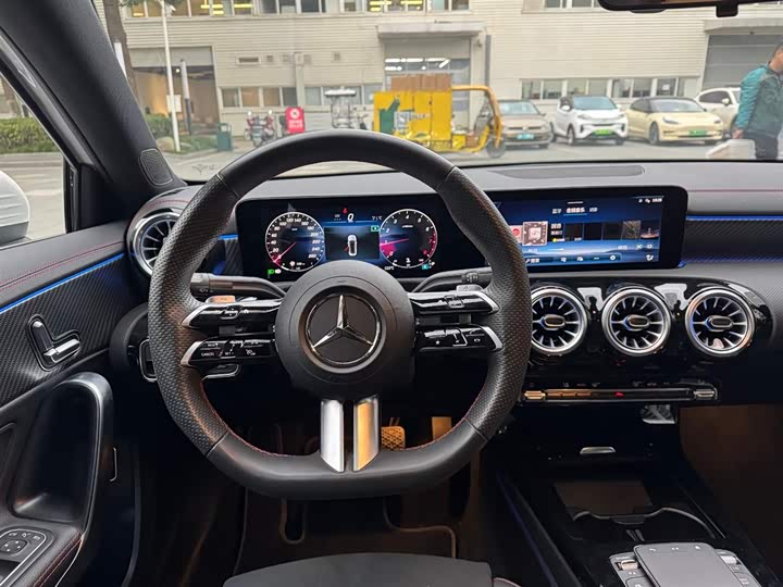 Фото 6 - Mercedes-Benz A-Class