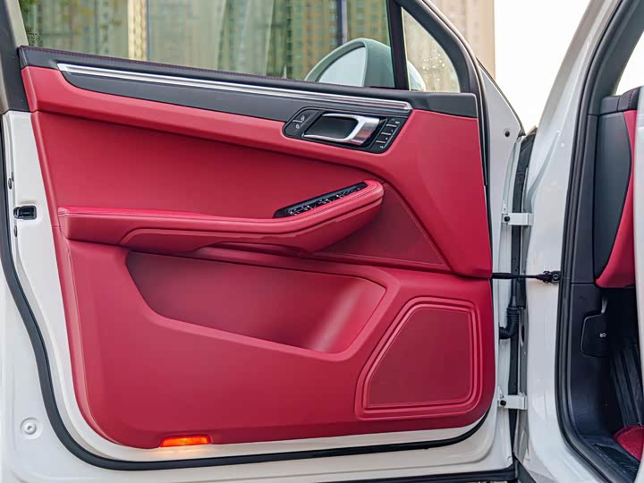 Фото 9 - Porsche Macan