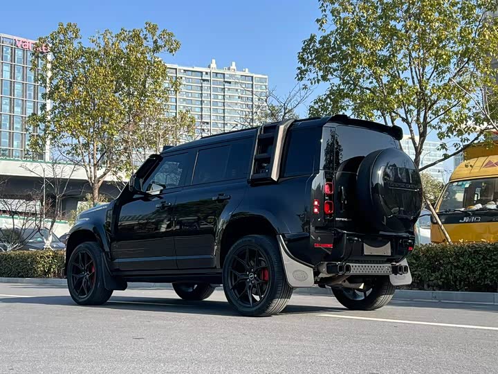 Фото 8 - Land Rover Defender