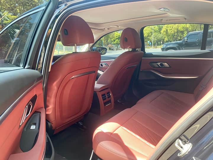 Фото 9 - BMW 3 Series