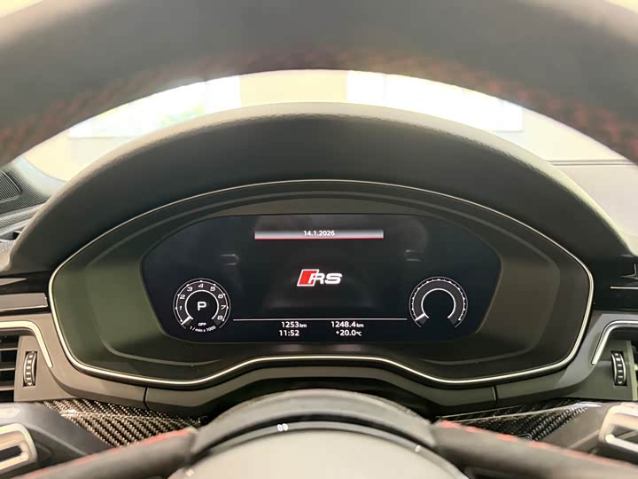 Фото 8 - Audi RS 4