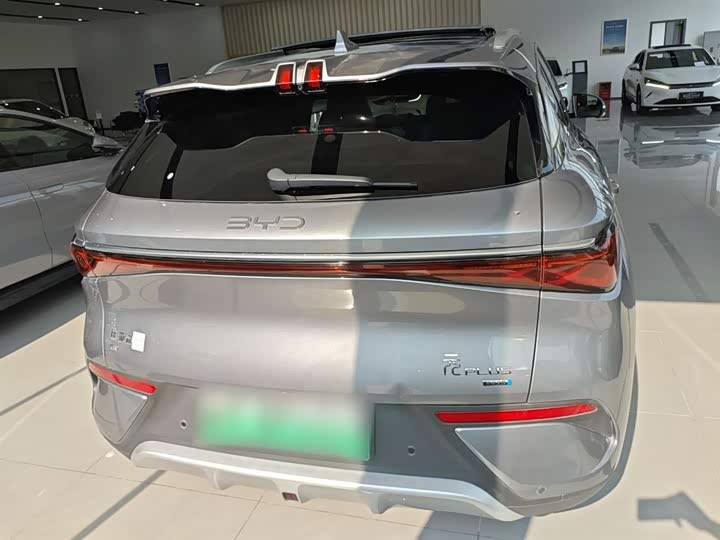 Фото 6 - BYD Yuan Plus