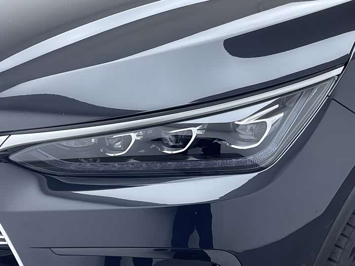 Фото 8 - BYD Tang Hybrid/EV