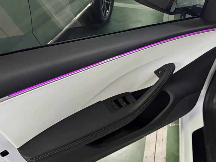 Фото 5 - Tesla Model 3