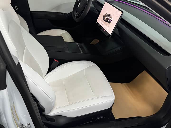 Фото 7 - Tesla Model 3