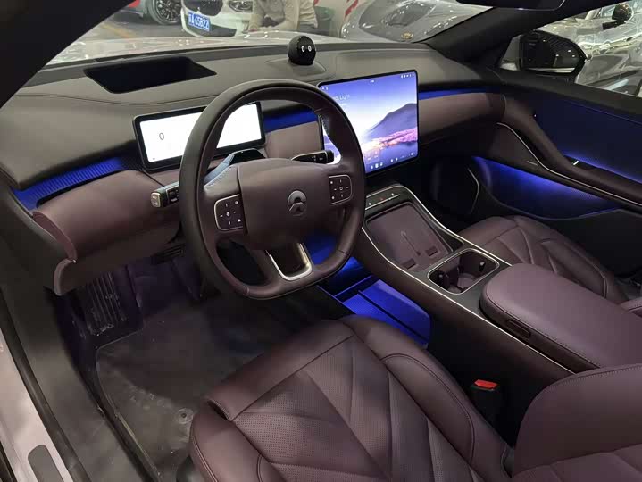 Фото 9 - Nio ET5