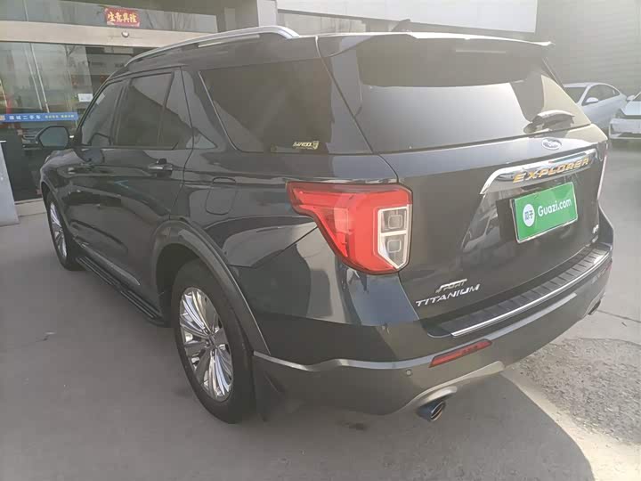 Фото 5 - Ford Explorer