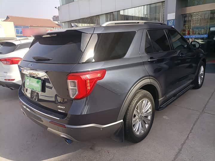 Фото 7 - Ford Explorer