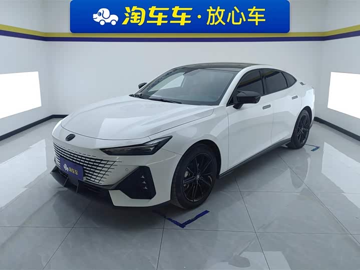 Фото 1 - Changan UNI-V