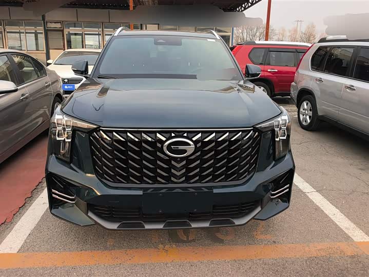 Фото 2 - GAC Trumpchi GS8