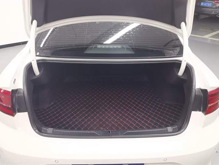 Фото 4 - Volkswagen Lamando L