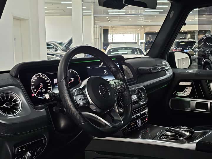 Фото 7 - Mercedes-Benz G-Class