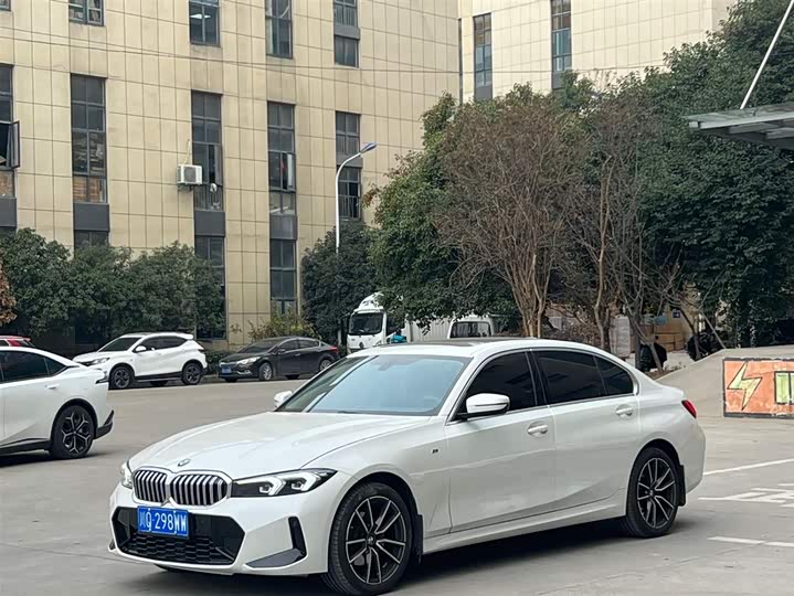 Фото 1 - BMW 3 Series