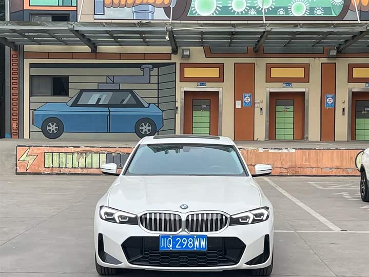 Фото 2 - BMW 3 Series