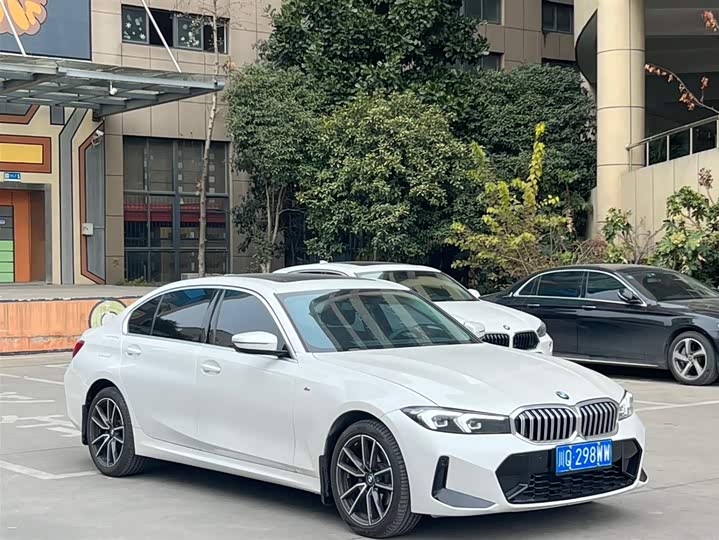 Фото 3 - BMW 3 Series