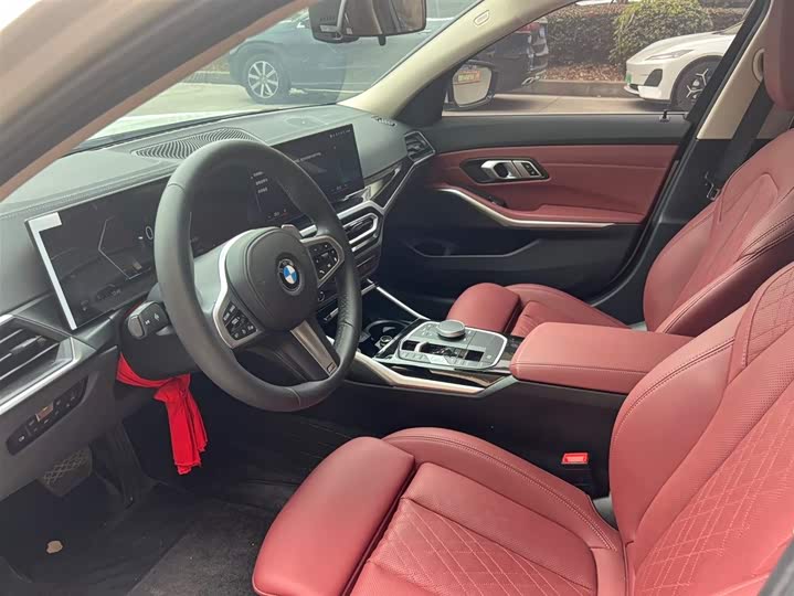 Фото 4 - BMW 3 Series