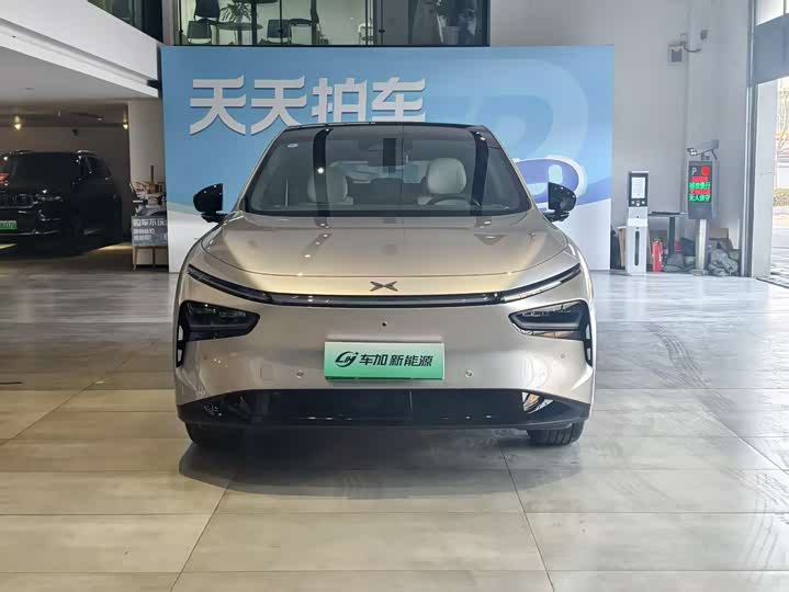 Фото 2 - XPeng G7