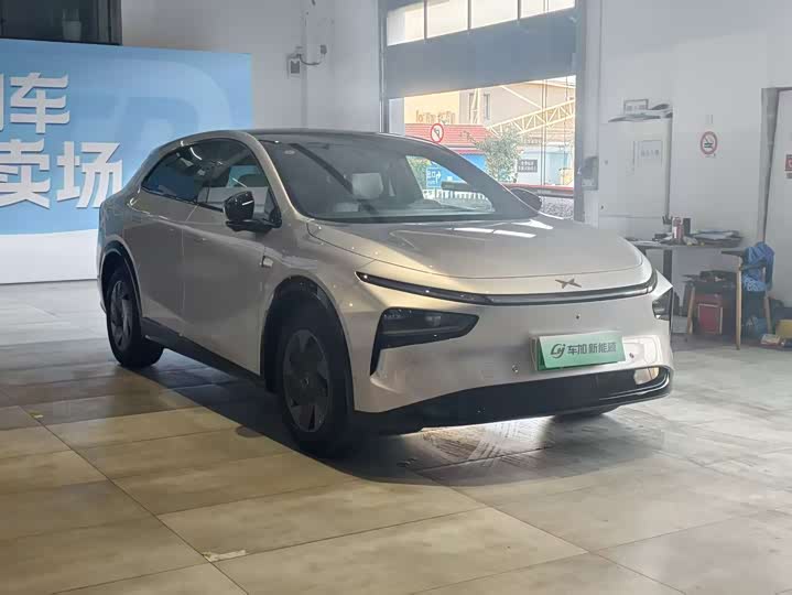 Фото 3 - XPeng G7