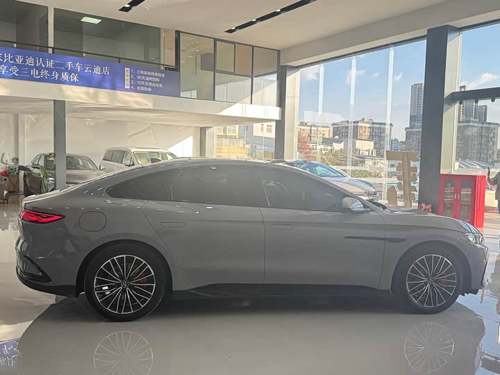 Фото 6 - BYD Han