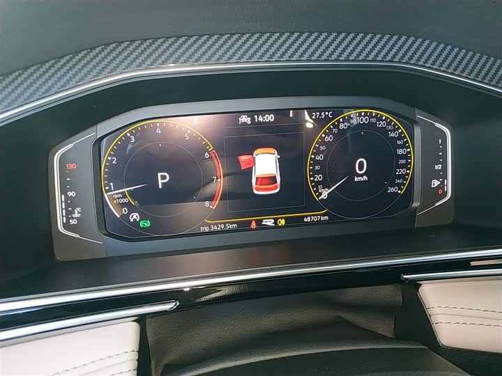 Фото 4 - Volkswagen Tiguan L Pro