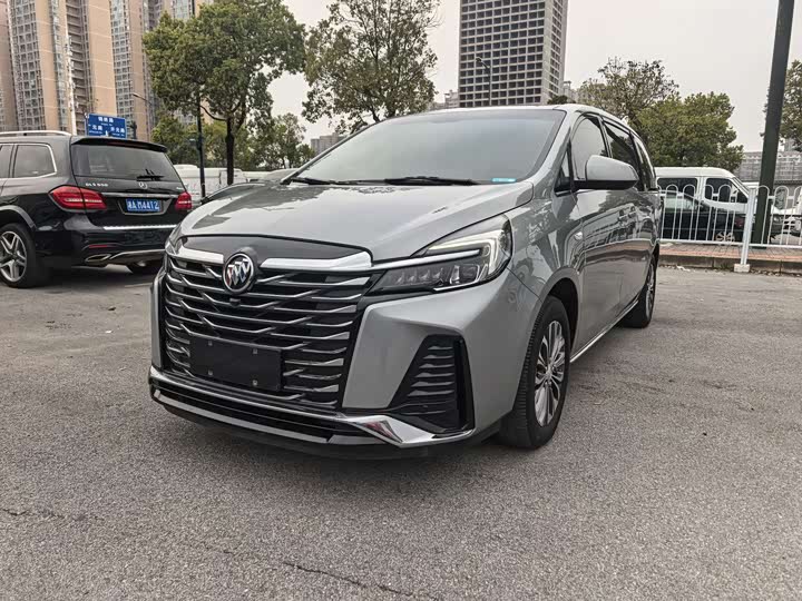 Фото 1 - Buick GL8 ES