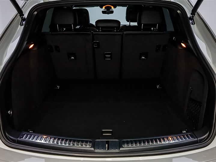 Фото 2 - Porsche Macan