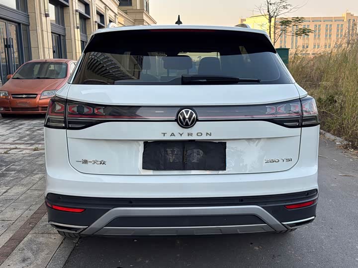 Фото 5 - Volkswagen Tayron