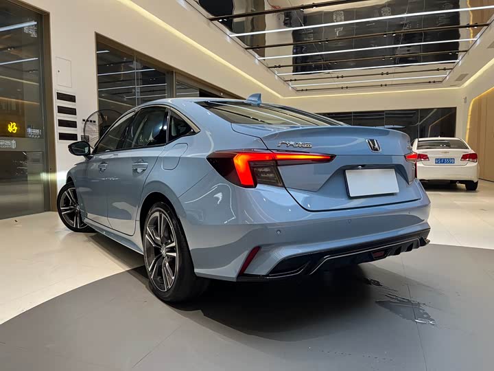 Фото 4 - Honda Integra