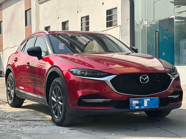 Фото 2 - Mazda CX-4