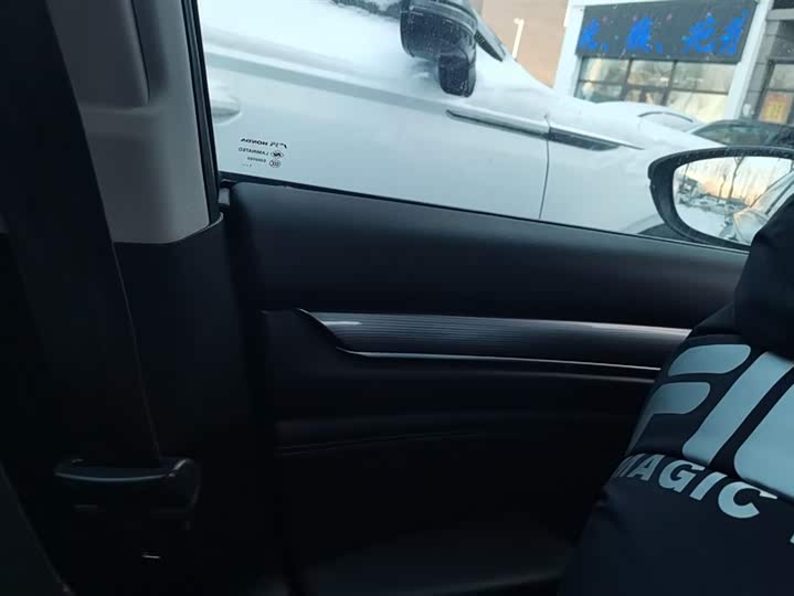 Фото 7 - Honda Accord